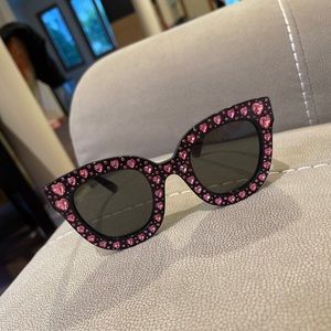 GUCCI RHINESTONE SUNGLASSES
